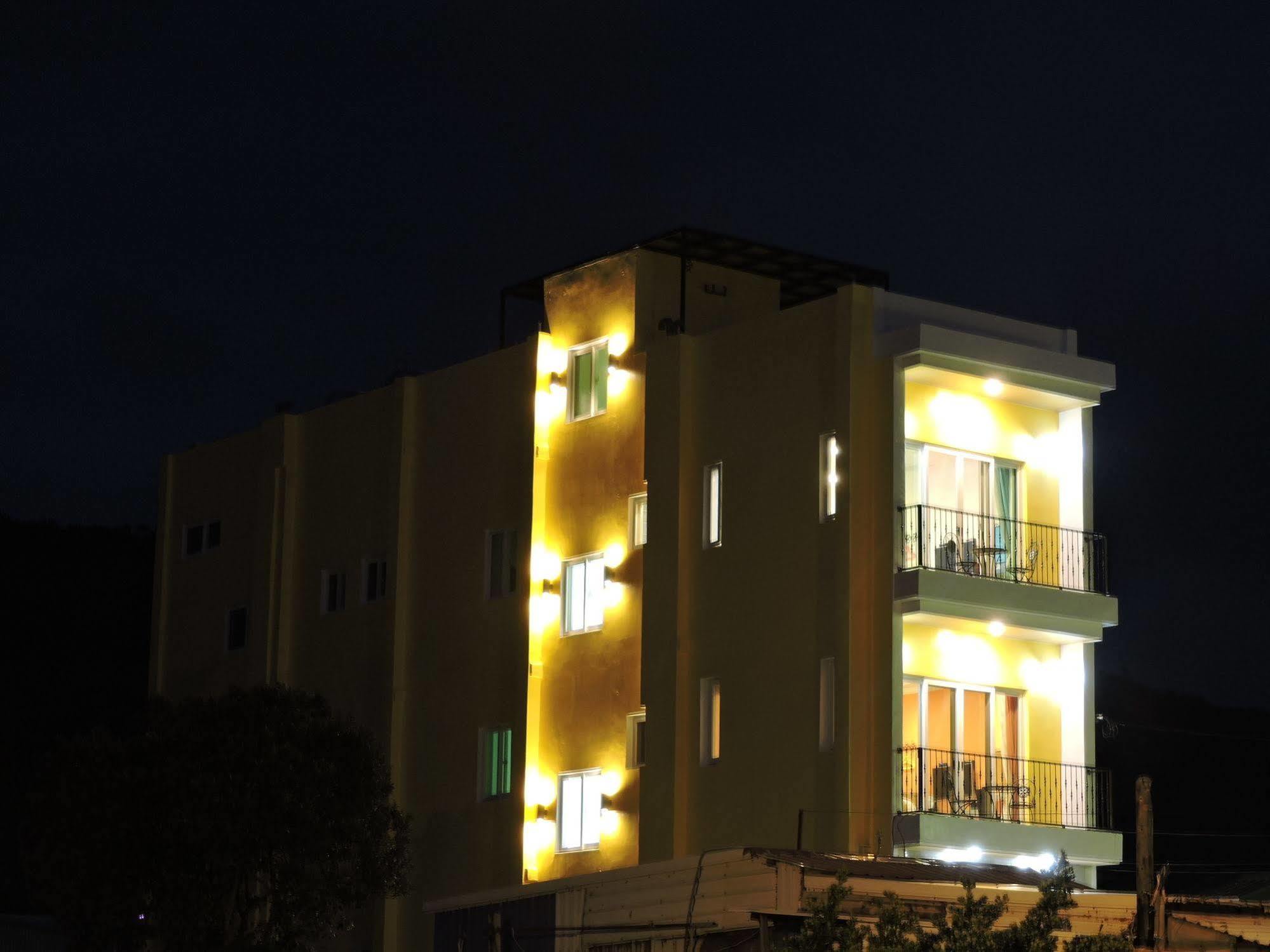Tiffany Homestay Cape Eluanbi Exterior photo